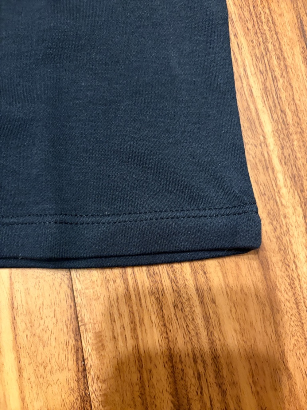 NWT French Connection Black Crewneck Logo Tee - Picture 7 of 8